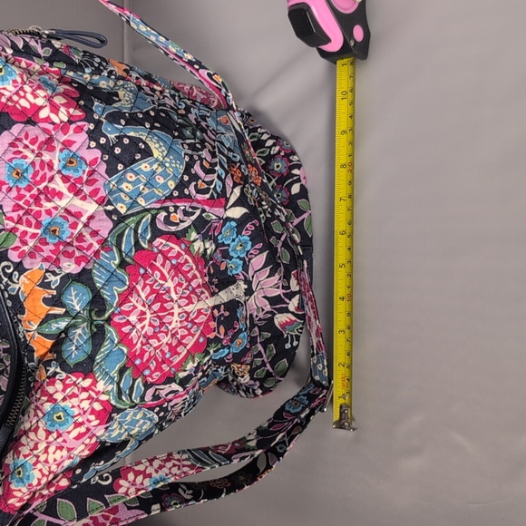 Vera Bradley Slouchy Bucket Bag Purse Crossbody in Enchanted - Picture 2 of 8